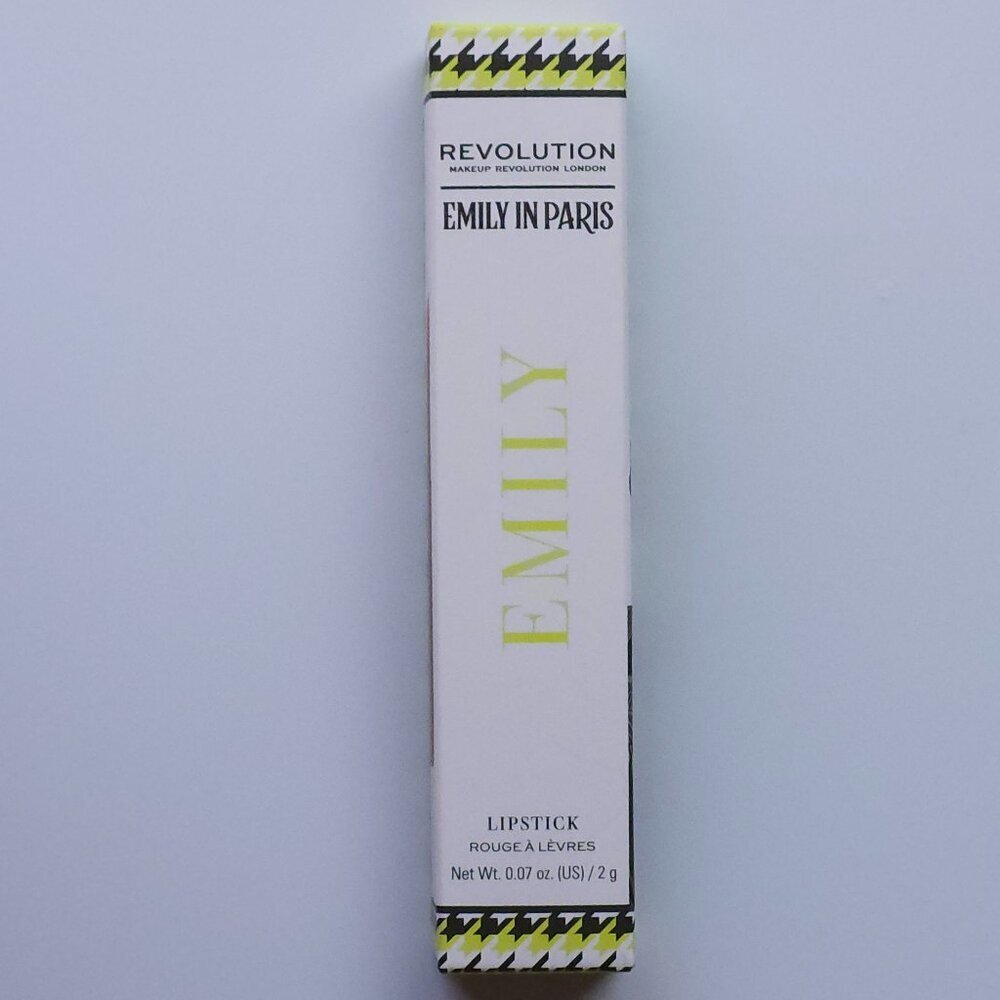 Makeup Revolution Emily In Paris Just A Kiss Cream Lipstick a berry red BNIP